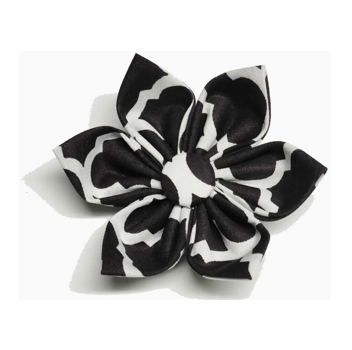 Charlotte's Black Quatrefoil Collar Flower